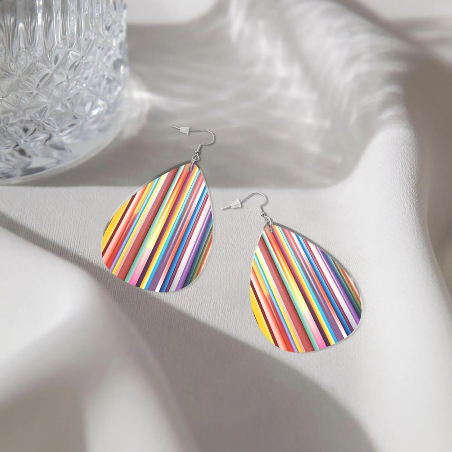 Stylish Drop-Shaped Acrylic Earrings Lightweight Printed Teardrop Dangle Earrings for Women (Colorful Stripes)