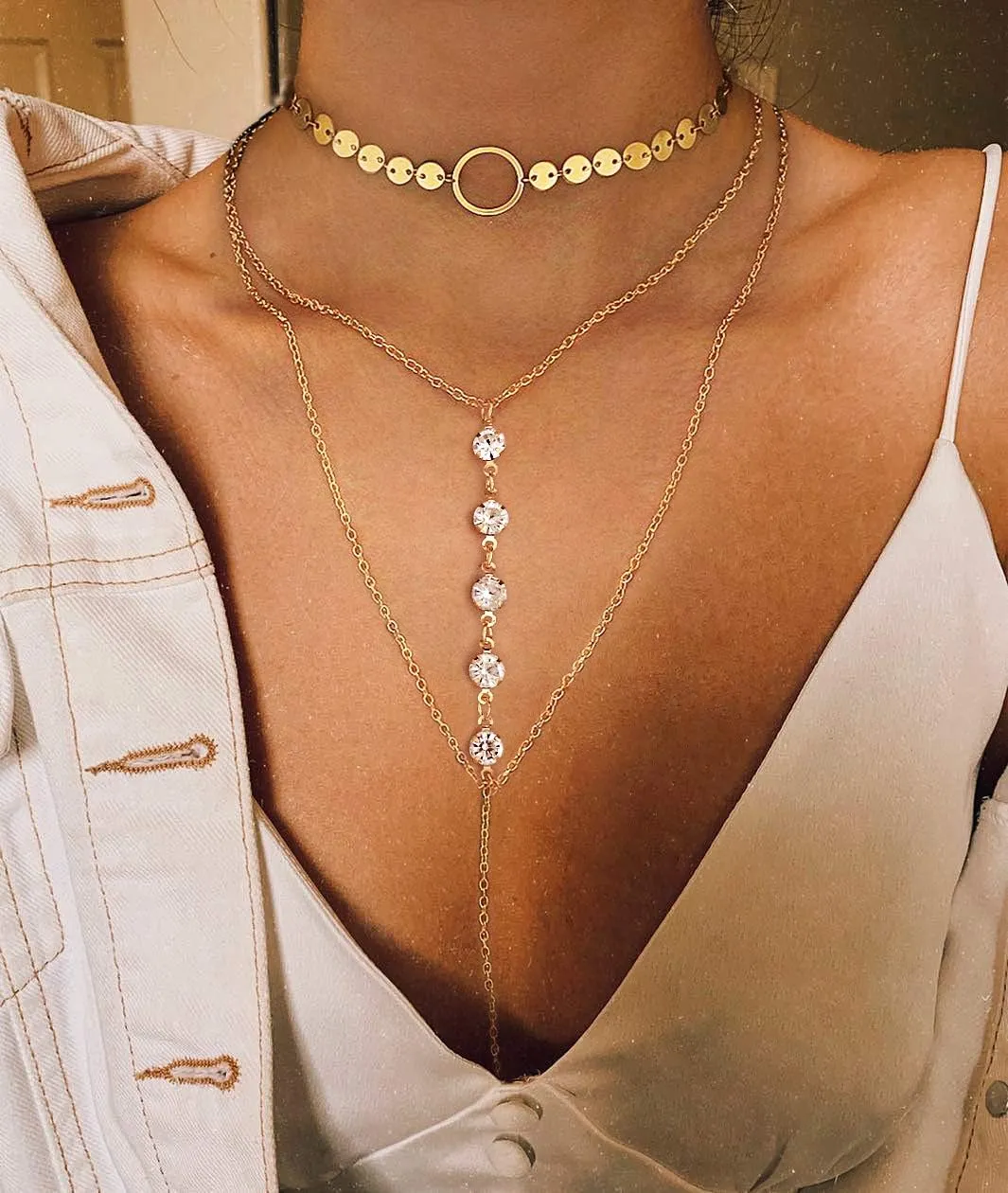 Suyi Stylish Layered Sequins Choker Necklace with Thin Long Chian Pendant for Women Lady