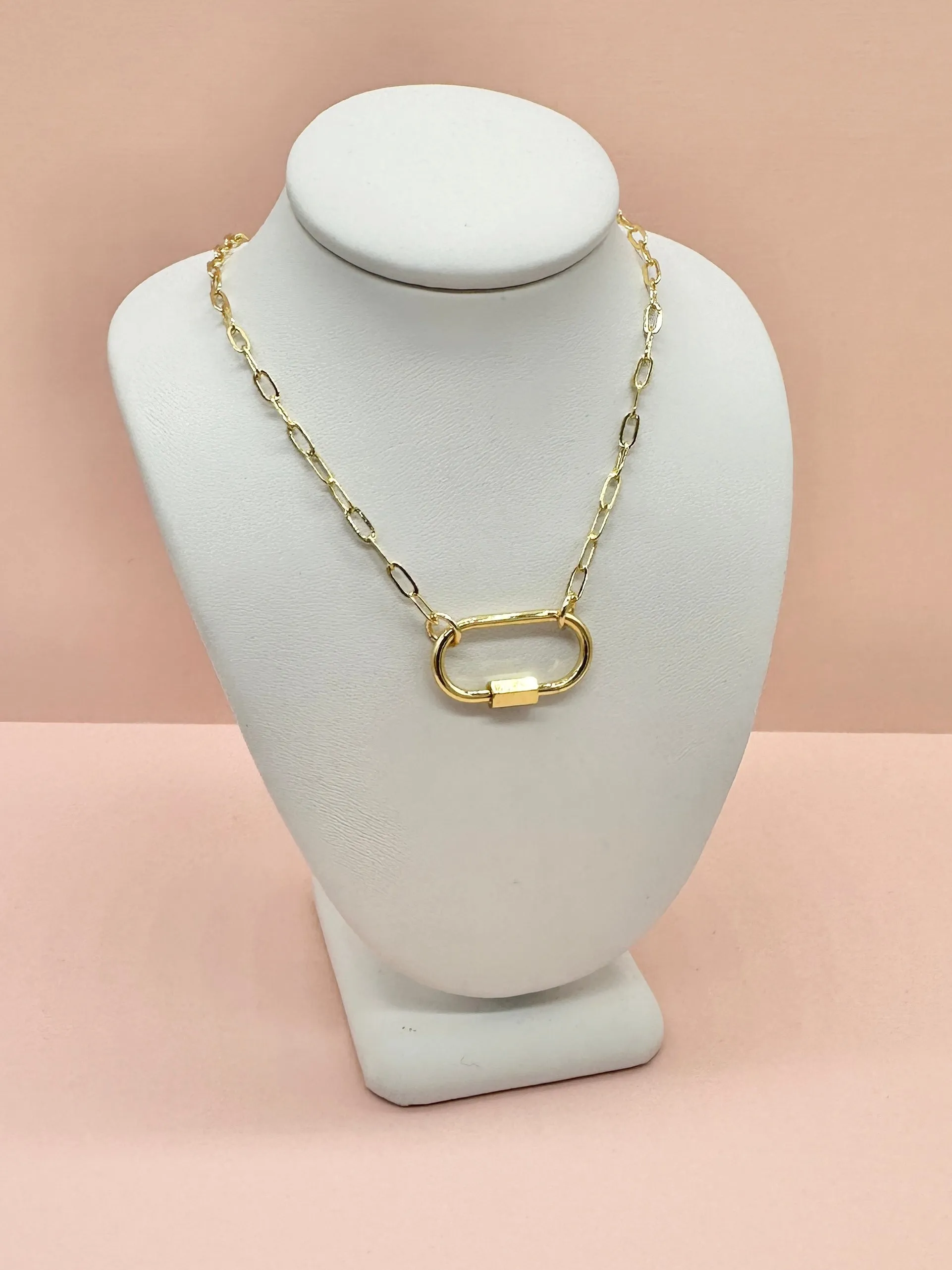 The Charm Bar - Chains