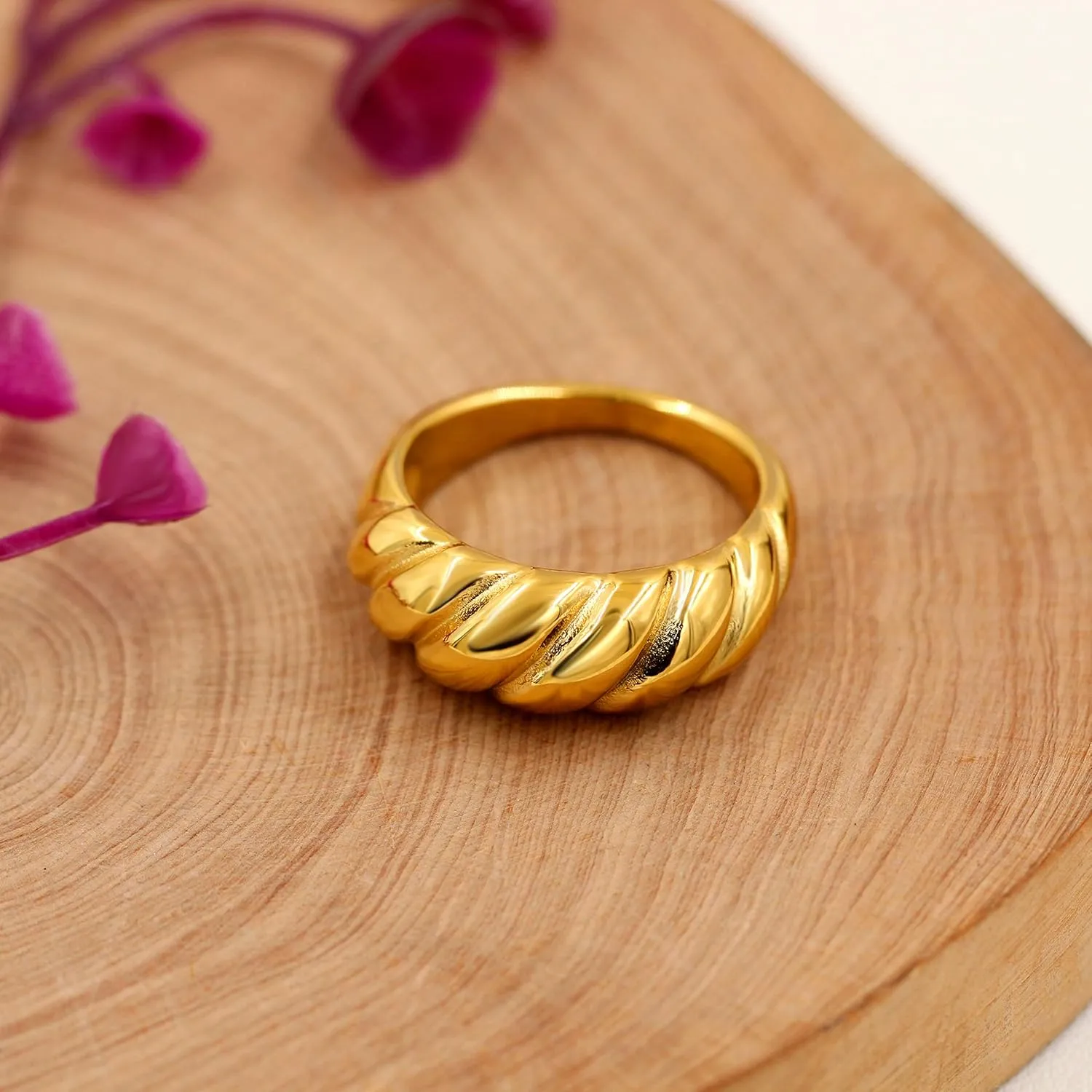 Uloveido 18K Gold Plated Croissant Ring Chunky Twisted Dome Ring Band Stackable Minimalist Statement Rings