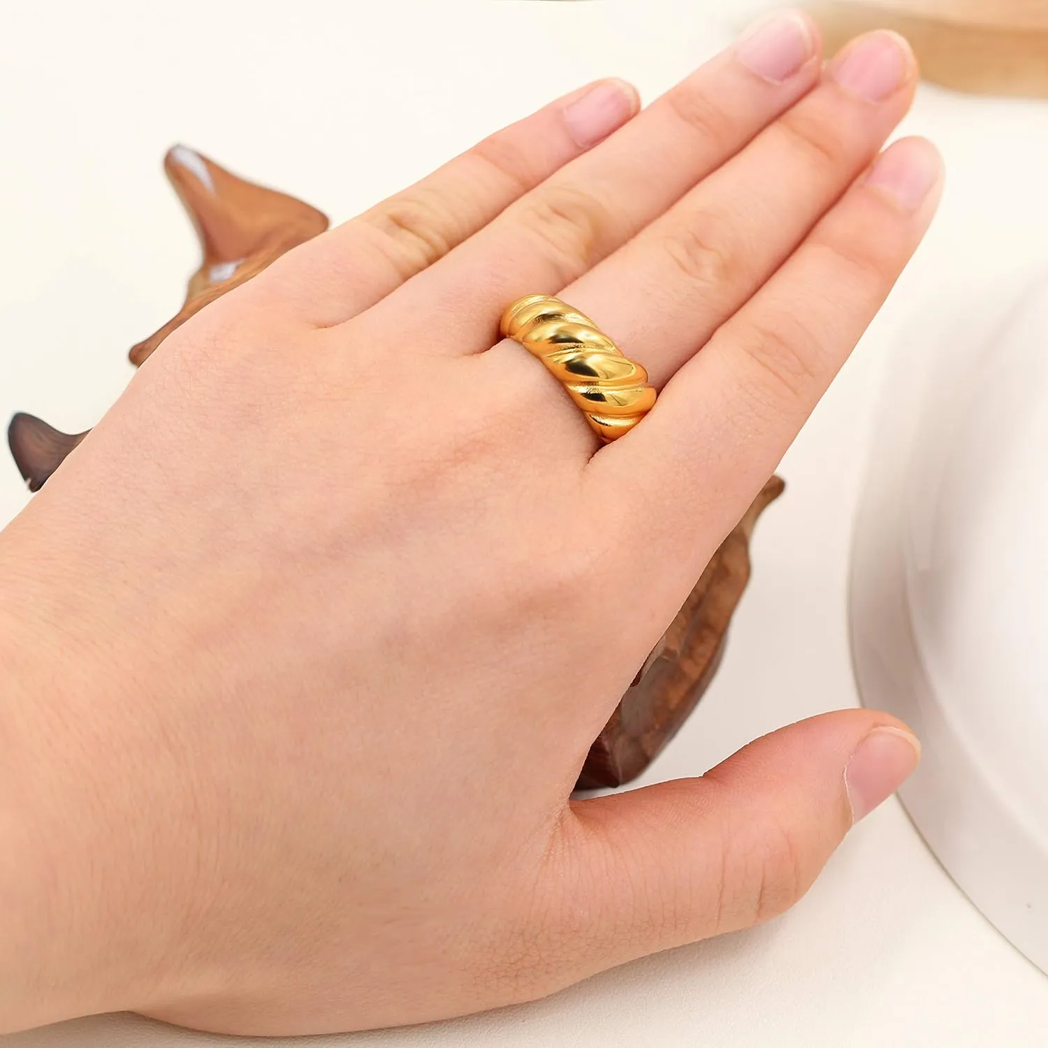 Uloveido 18K Gold Plated Croissant Ring Chunky Twisted Dome Ring Band Stackable Minimalist Statement Rings