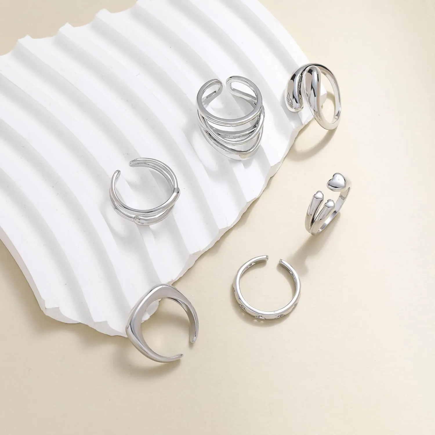 wgoud 6PCS Dome Chunky Gold Rings for Women Waterproof, 14K Gold Plated Braided Twisted Stackable Signet Rings, Adjustable Open Ring Band Statement Jewelry Gift