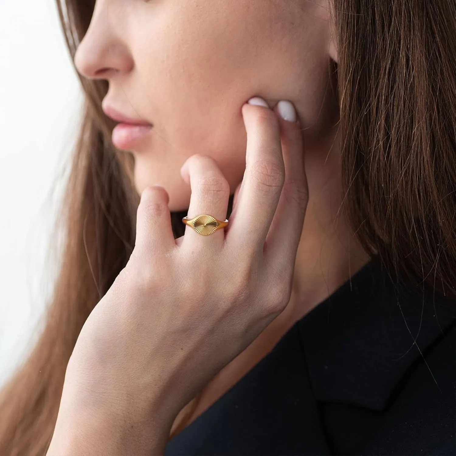 YeGieonr Gold Rings for Women Non Tarnish Stainless Steel Ring, Hypoallergenic Gold Signet Ring, Womens Rings Jewelry