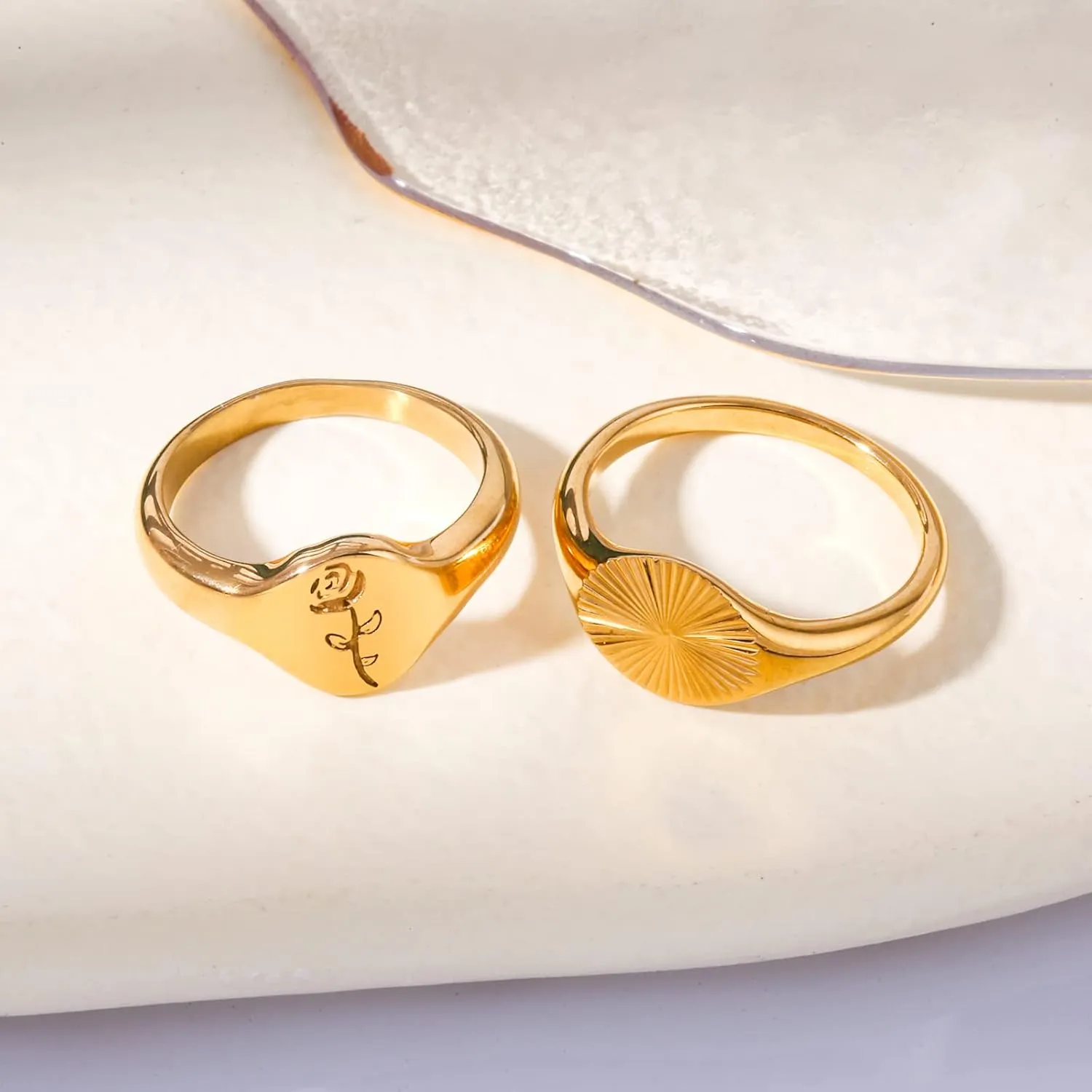 YeGieonr Gold Rings for Women Non Tarnish Stainless Steel Ring, Hypoallergenic Gold Signet Ring, Womens Rings Jewelry