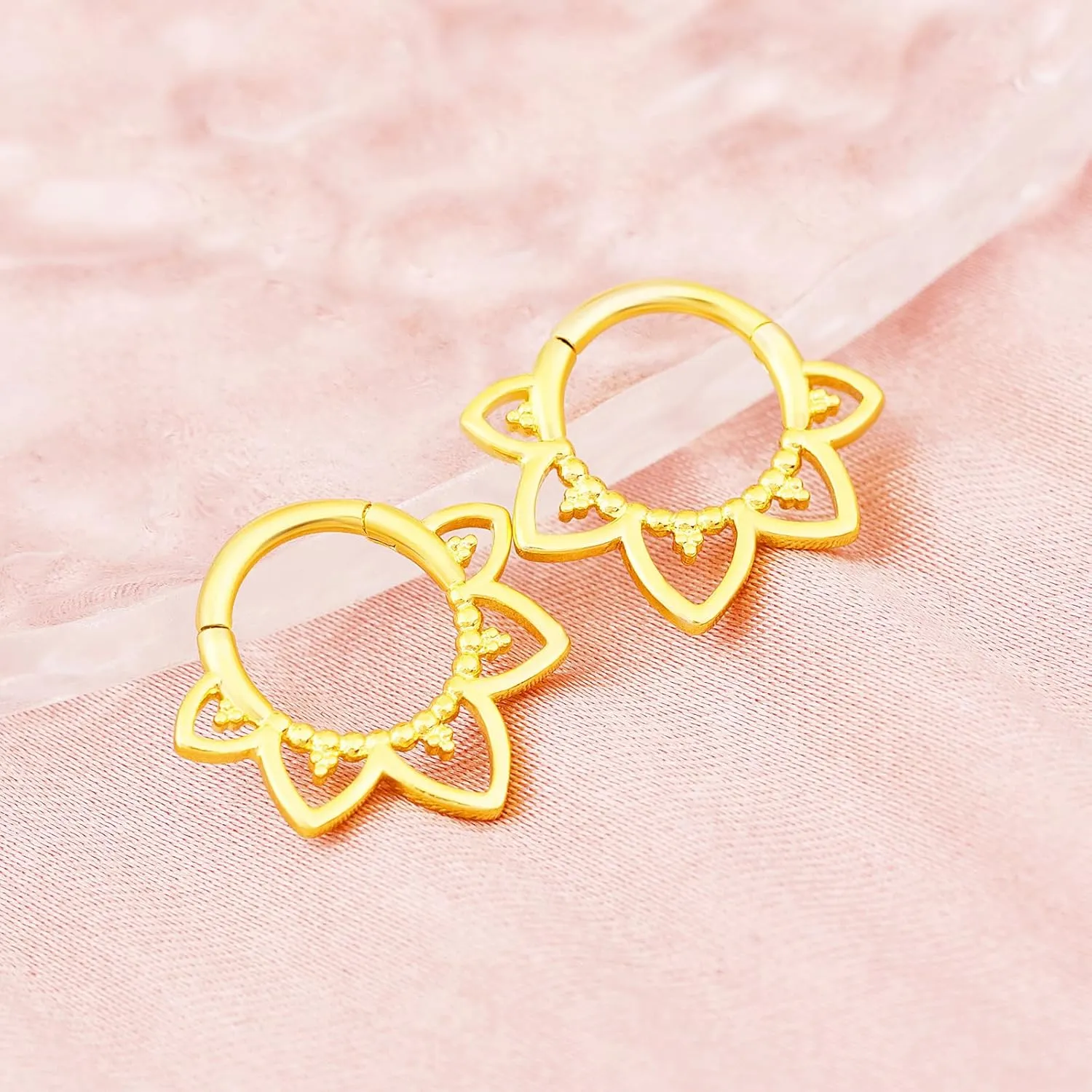 ZMANYIJEW 16G Minimalist Lines Septum Rings Stacked Gold Septum Ring Septums Clicker Nose Ring Piercing for Women Men